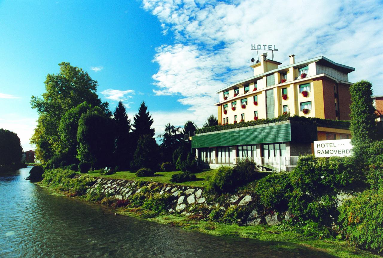 Hotel Ramoverde Borgomanero Exterior photo